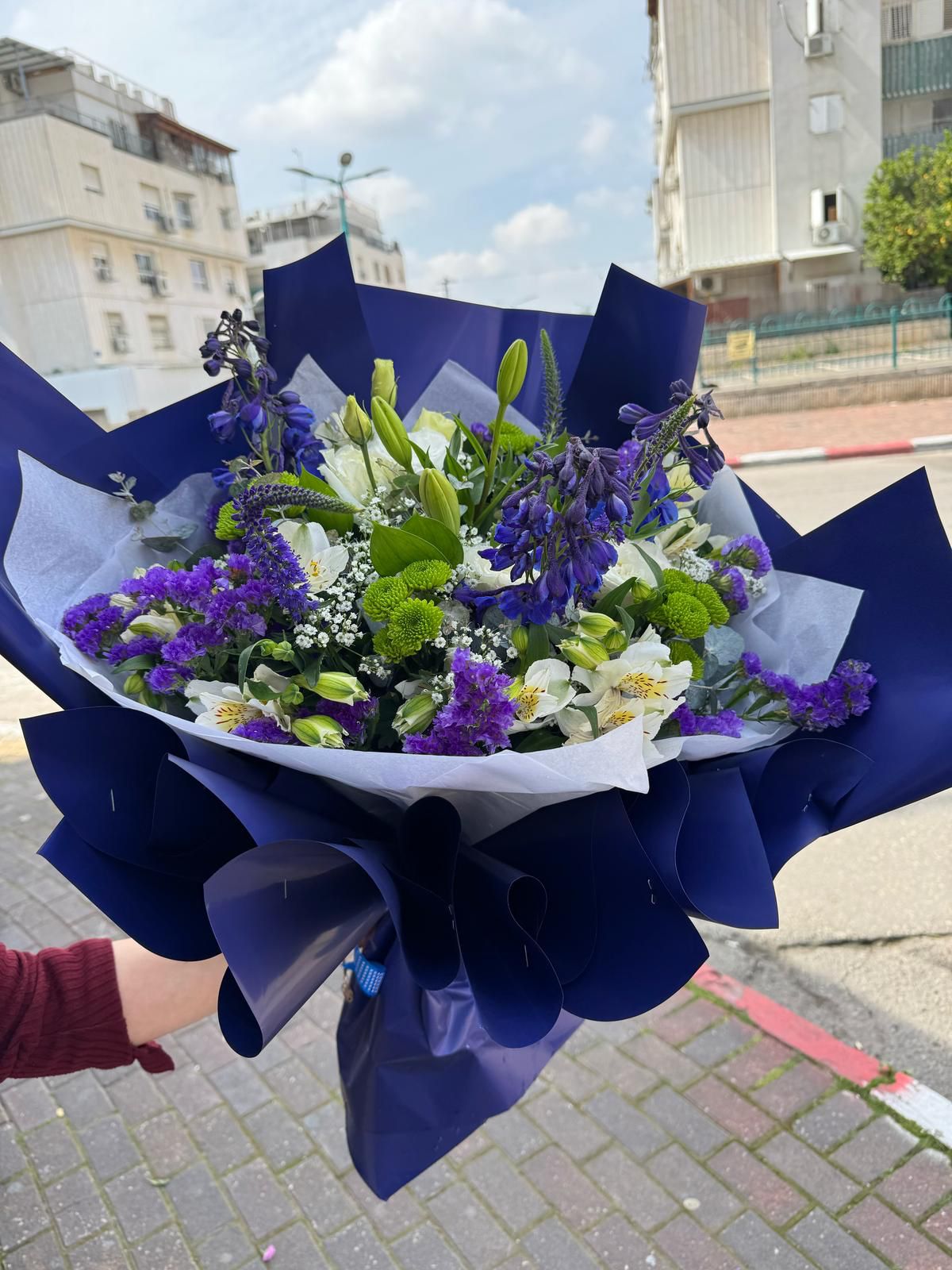 זר סגול יום האישה